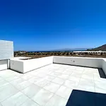 Quiet 2-bedroom Sea View With Shared Pool Vakantiehuis Mármara