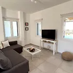 Vakantiehuis Quiet 2-bedroom Sea View With Shared Pool *