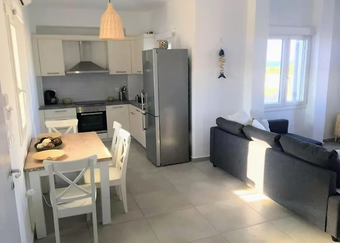 Quiet 2-bedroom Sea View With Shared Pool 度假居 *