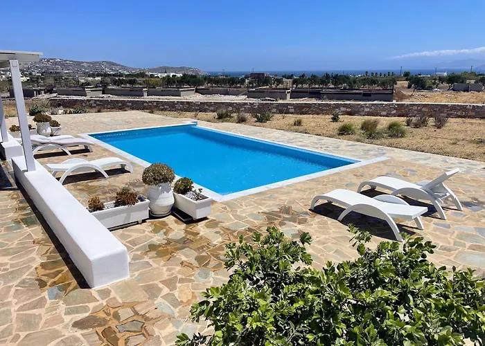 Quiet 2-bedroom Sea View With Shared Pool 度假居 *