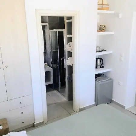 Ferienhaus Quiet 2-bedroom Sea View With Shared Pool Mármara